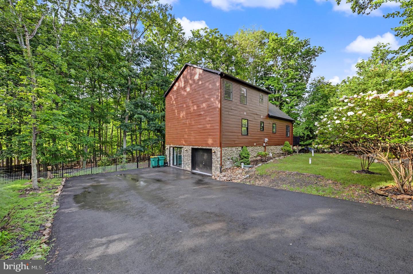 398 Walden Dr Property Photo 42