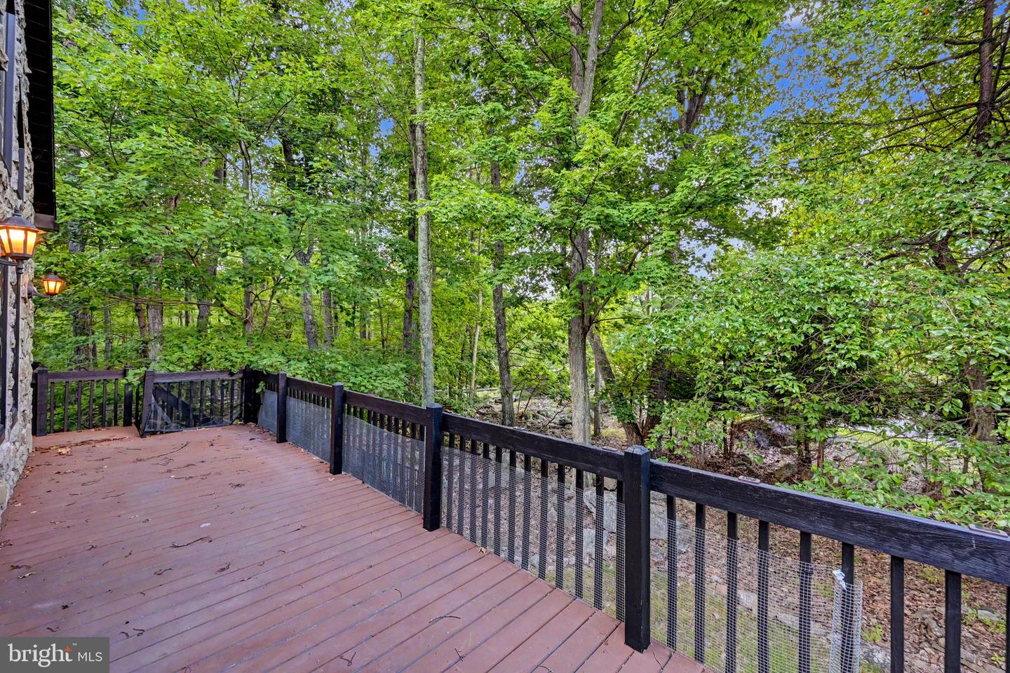 398 Walden Dr Property Photo 43