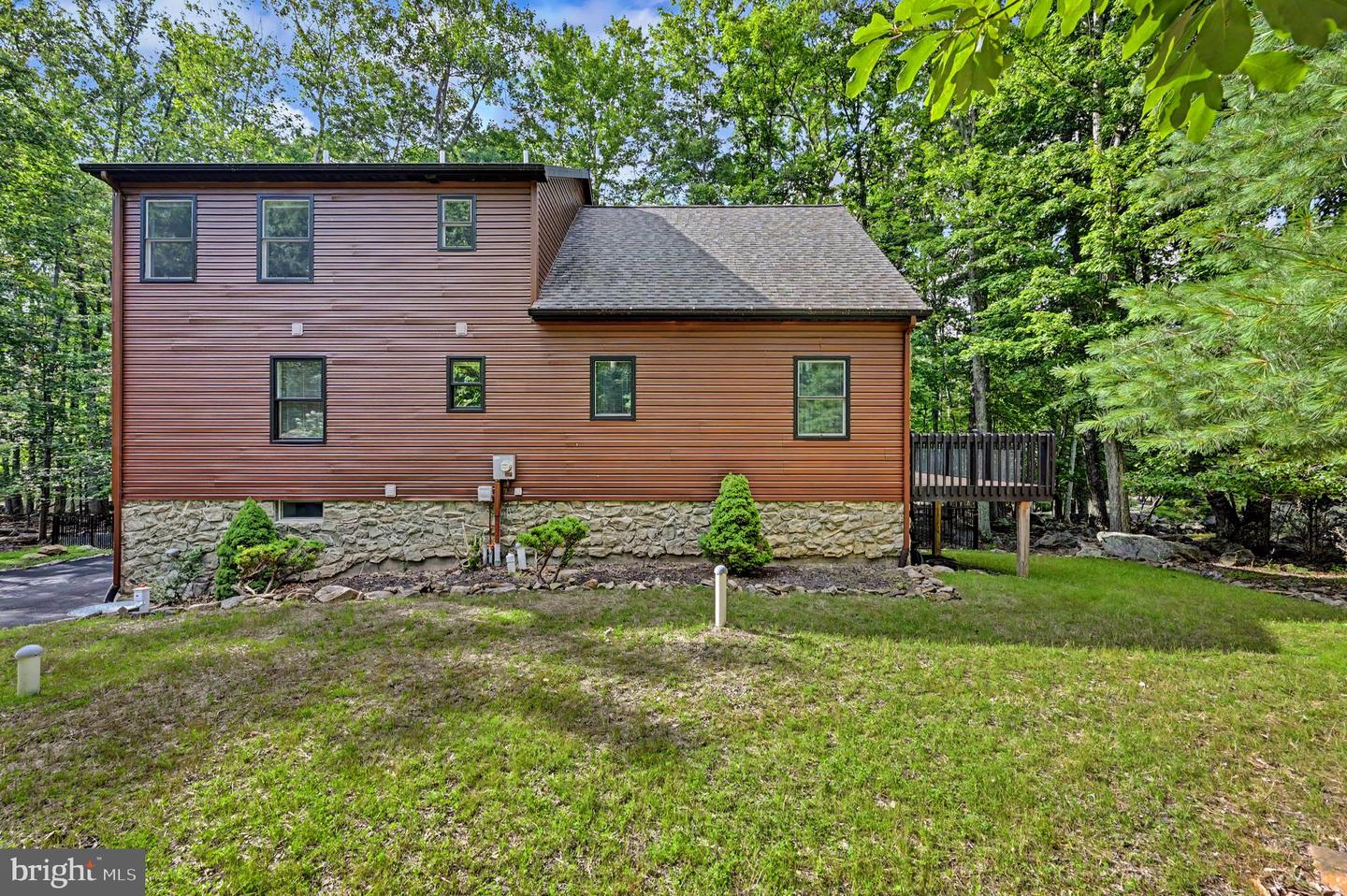 398 Walden Dr Property Photo 70