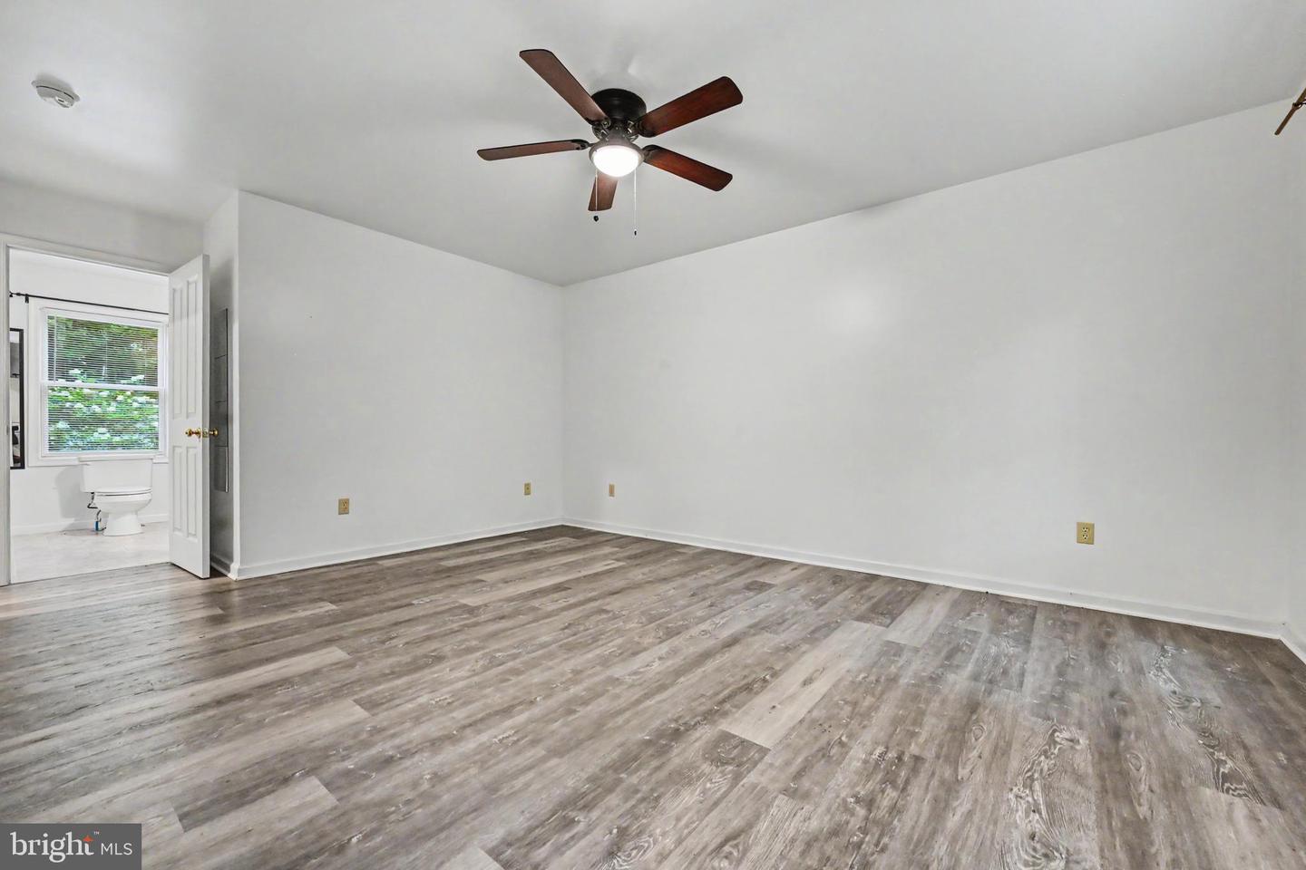 398 Walden Dr Property Photo 77