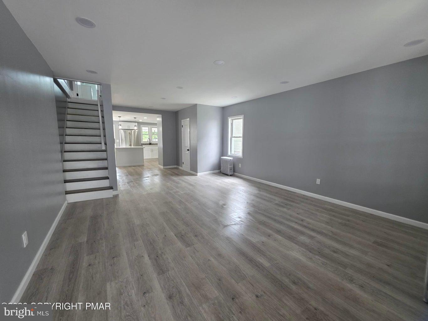 14 Green St Property Photo 8