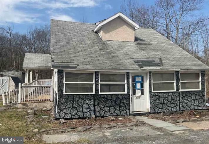 111 Ruthland Ave Property Photo 1