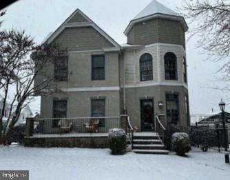 1301 Sloan St Property Photo 1