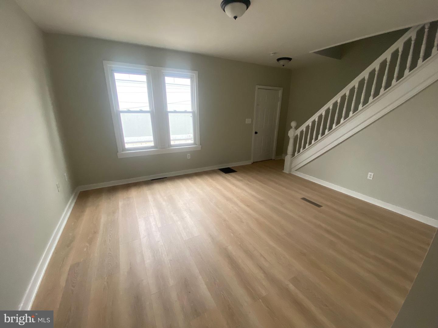 623 New York St Property Photo 1