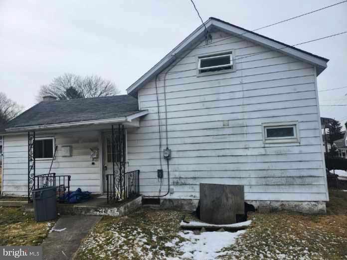 191 Spruce St Property Photo 5
