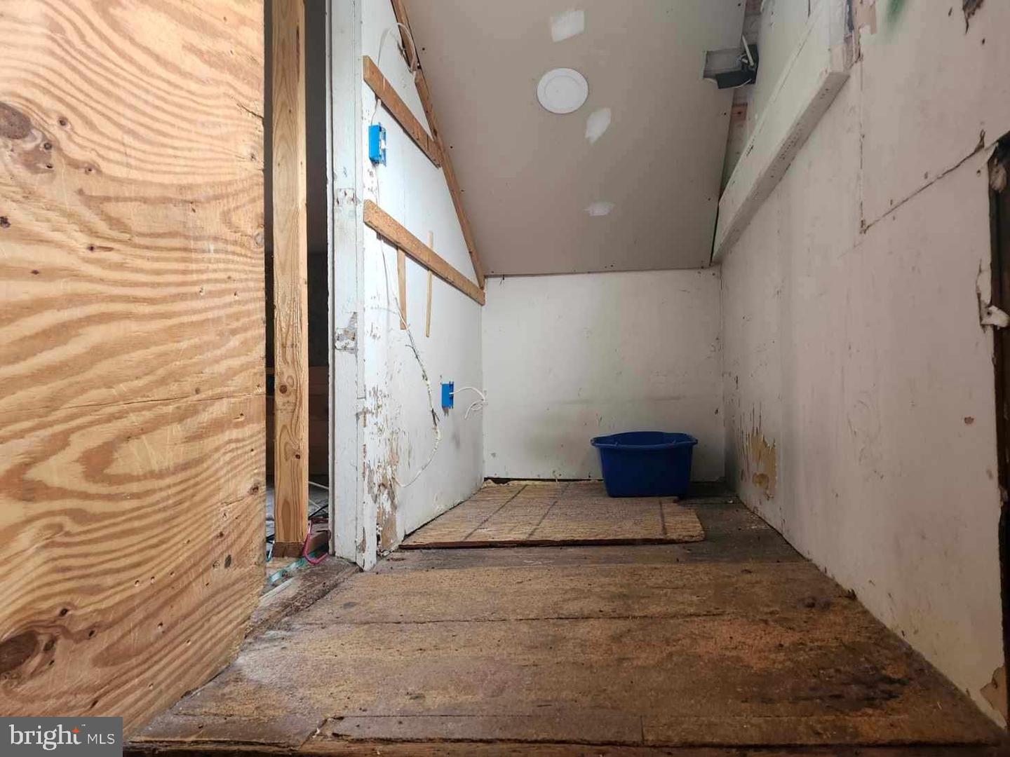 191 Spruce St Property Photo 18