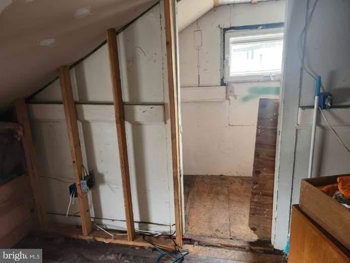191 Spruce St Property Photo 25