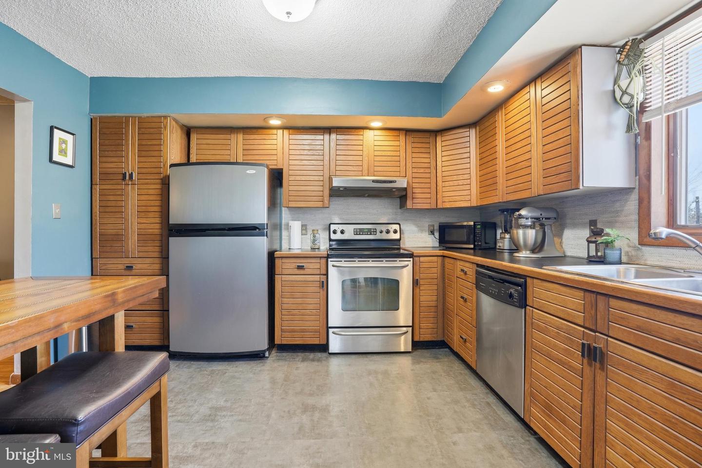 304 Drinker Tpke Property Photo 15