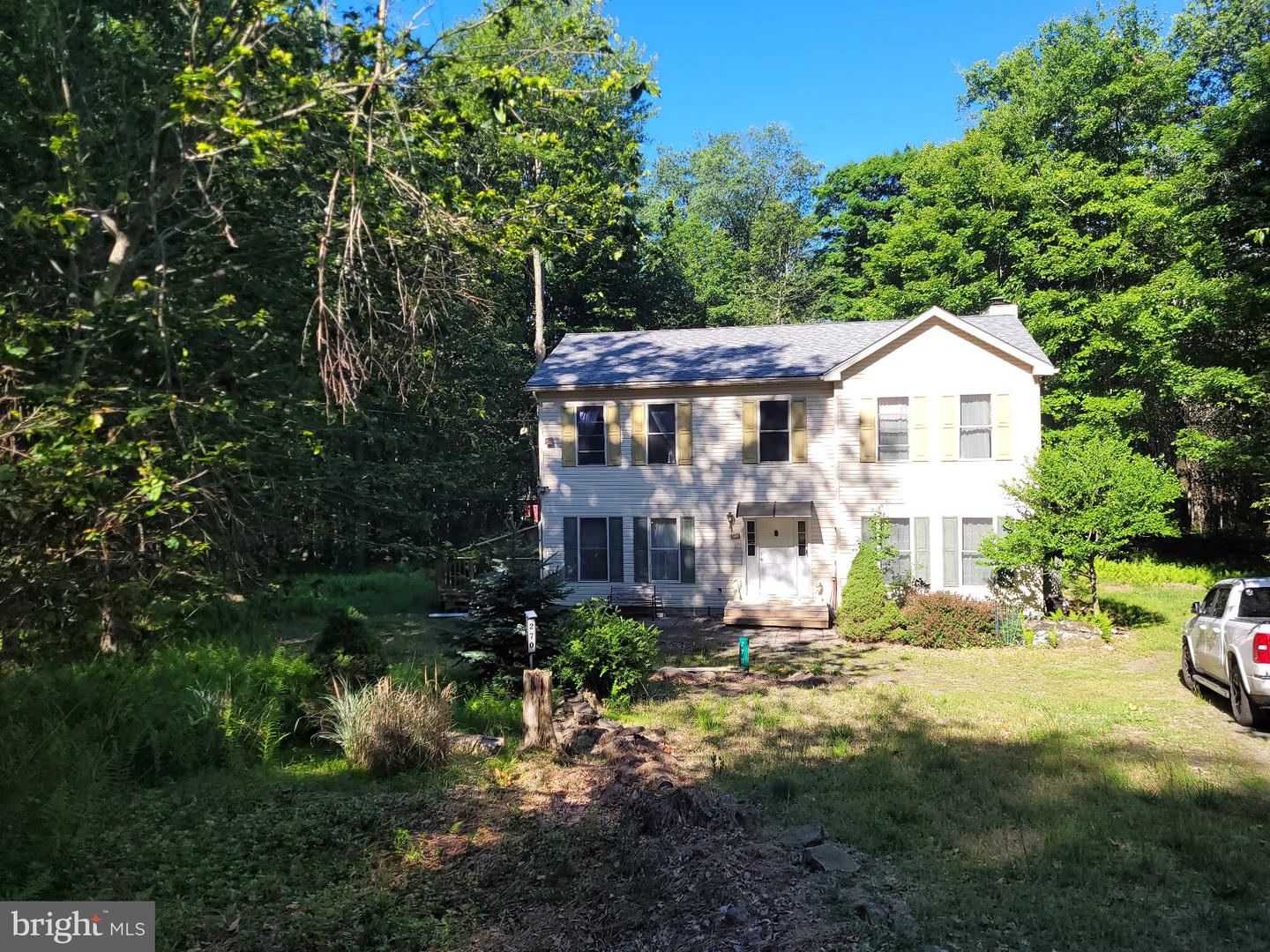 270 Packanack Dr Property Photo 2