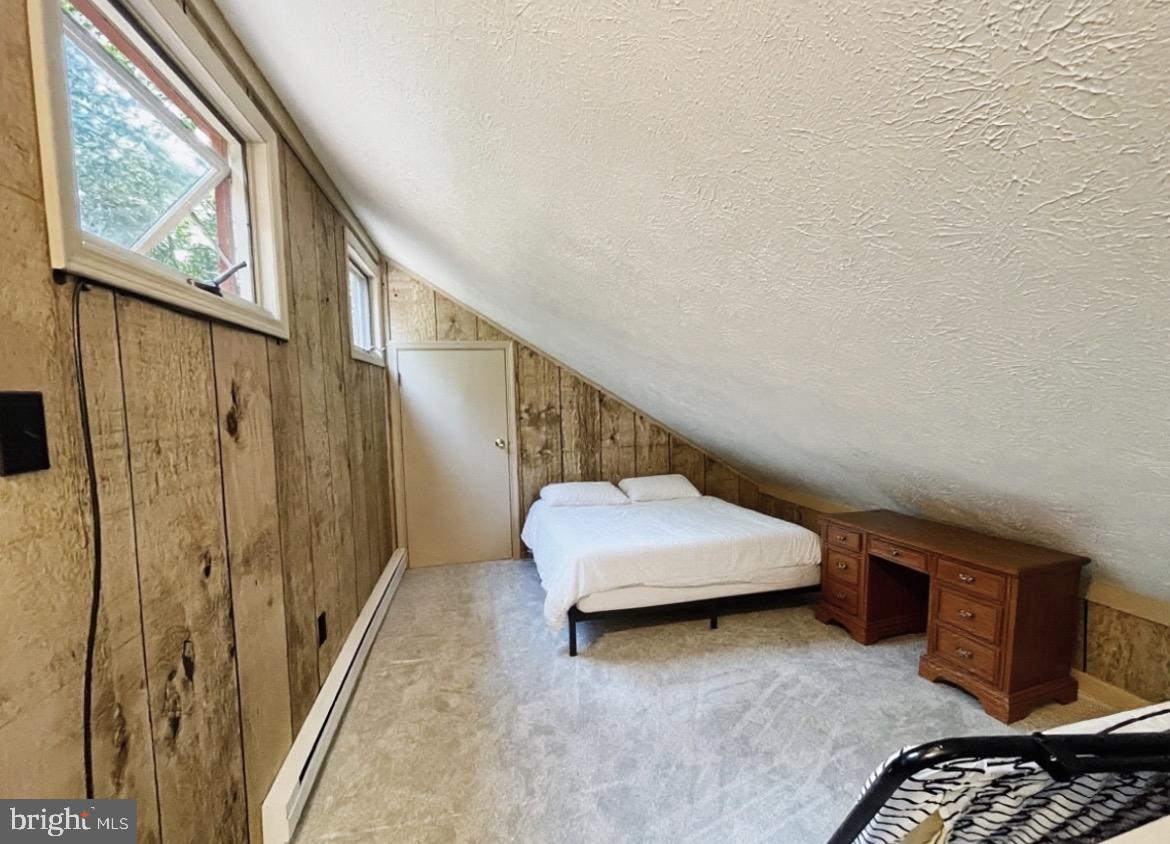 180 Delbert Drive Property Photo 14