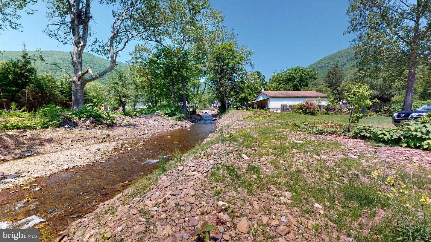 48-50 Trout Run Mountain Road Property Photo 22