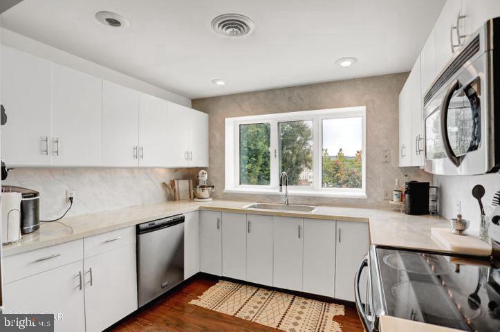 2106 Northway Rd Property Photo 14
