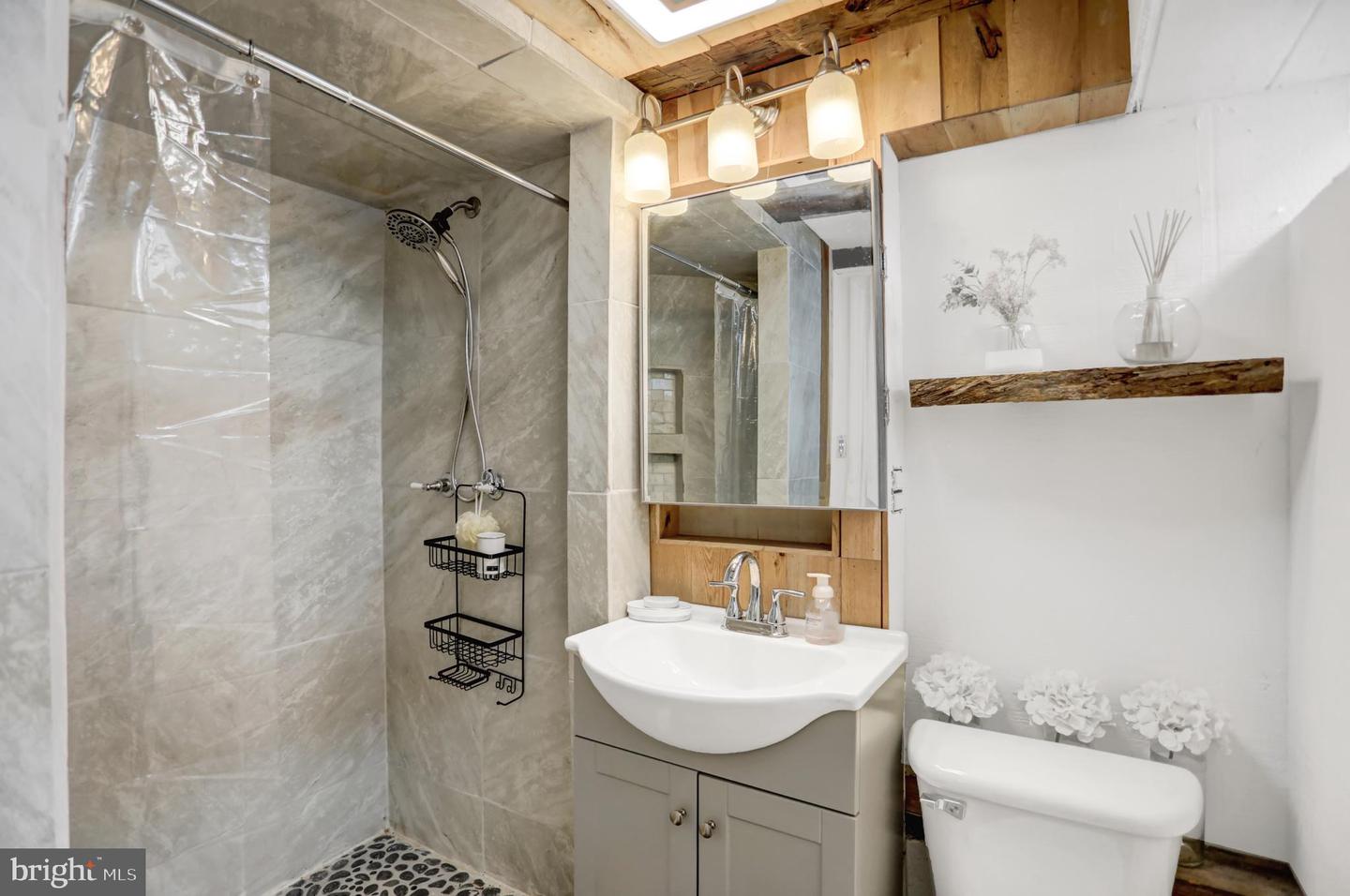 2106 Northway Rd Property Photo 41