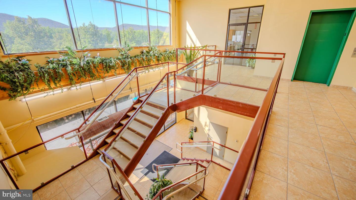 1020 Commerce Park Drive Property Photo 4