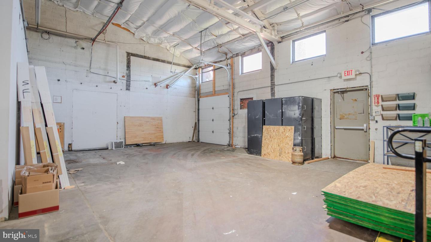 1020 Commerce Park Drive Property Photo 17