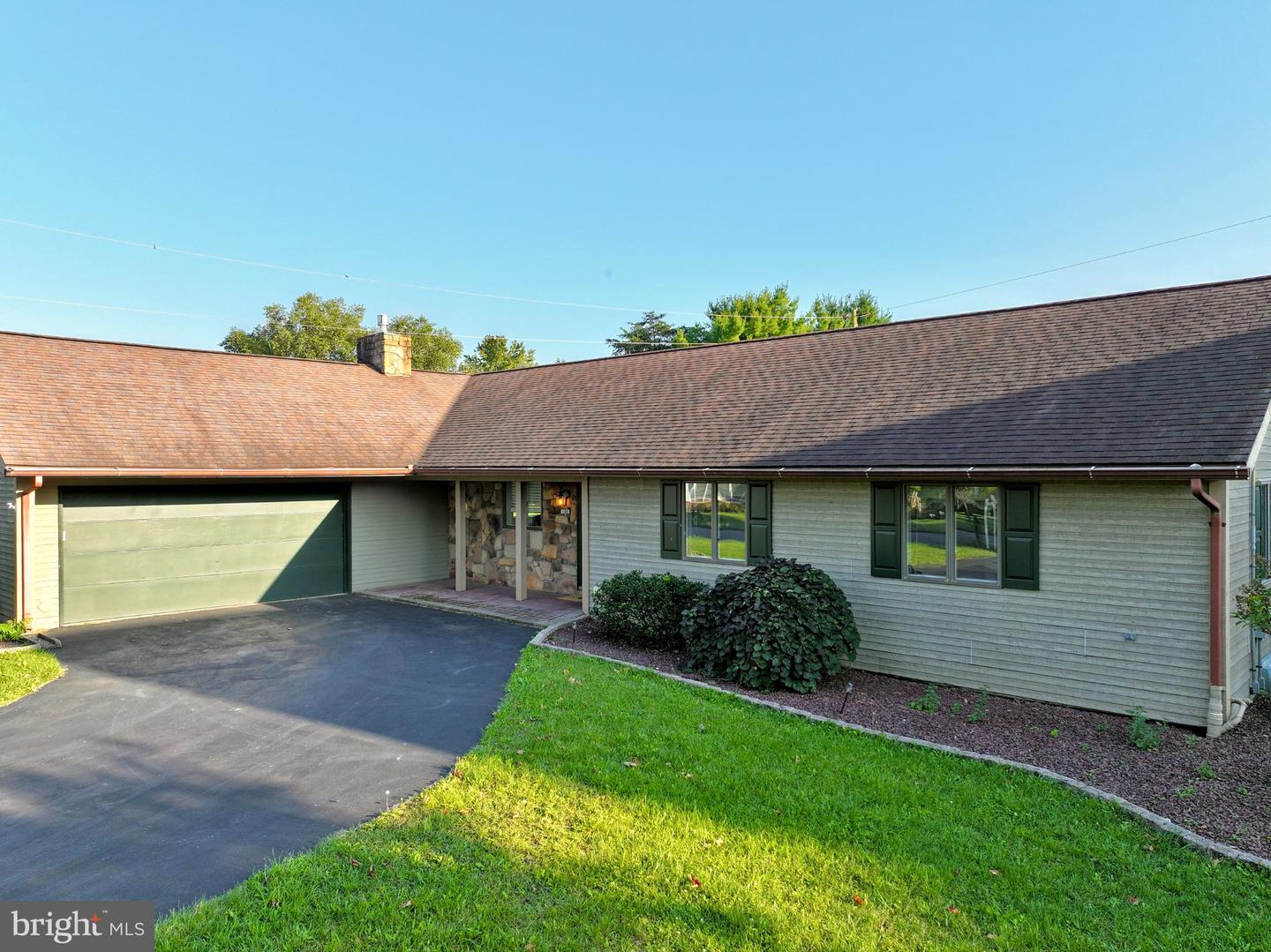 106 Aberdeen Rd Property Photo 3