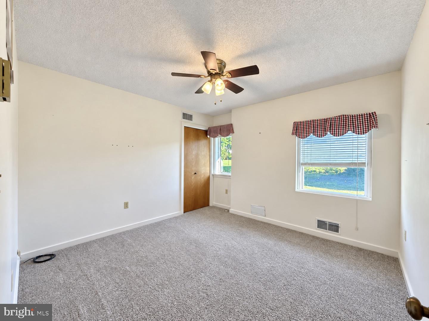 106 Aberdeen Rd Property Photo 34
