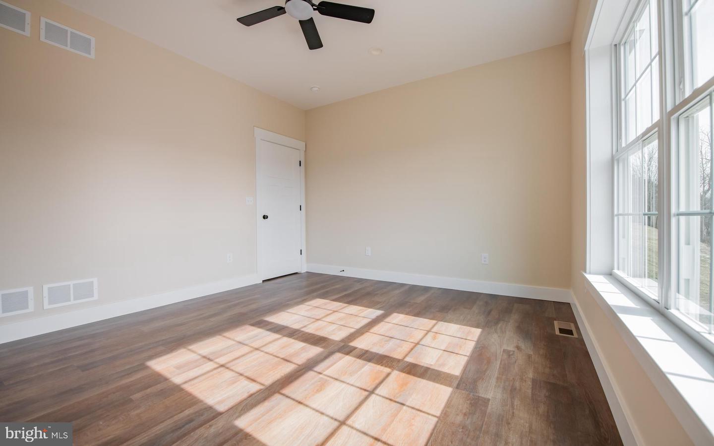 67 Wisteria Lane Property Photo 15