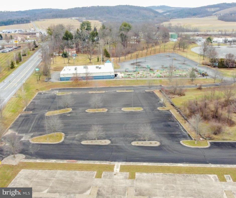 1203 Lycoming Mall Cir Property Photo 4