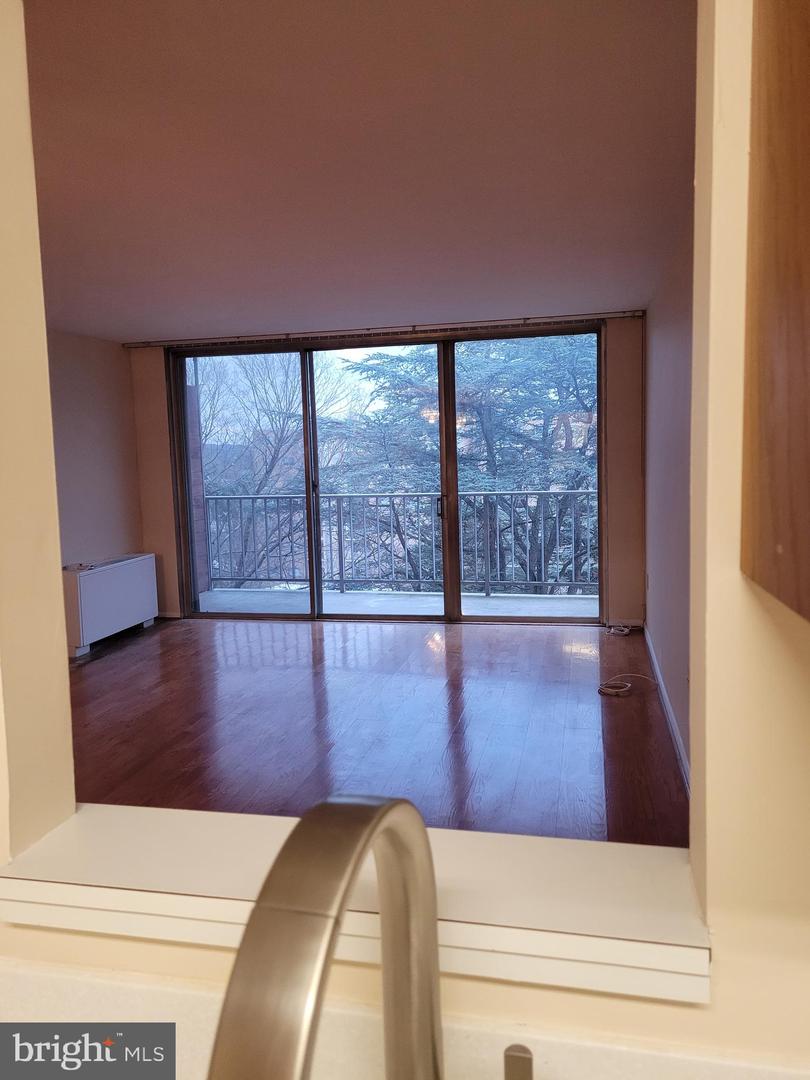 309 Florence Ave #417-n Property Photo 12