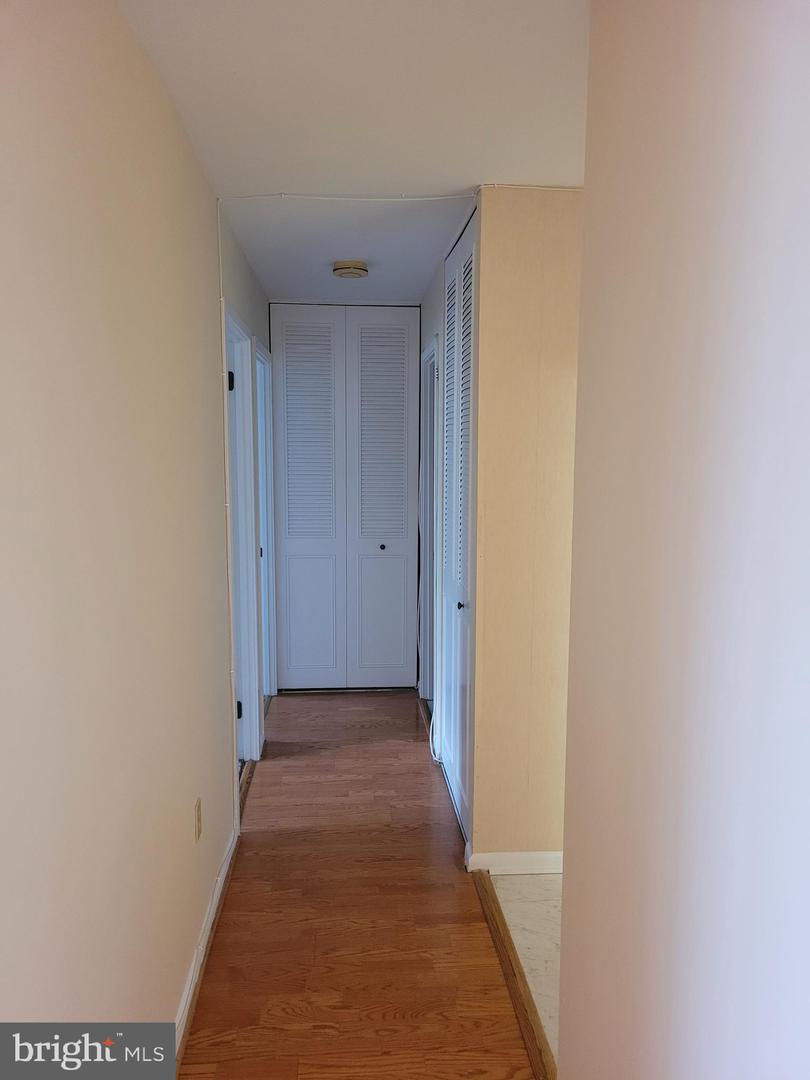 309 Florence Ave #417-n Property Photo 14