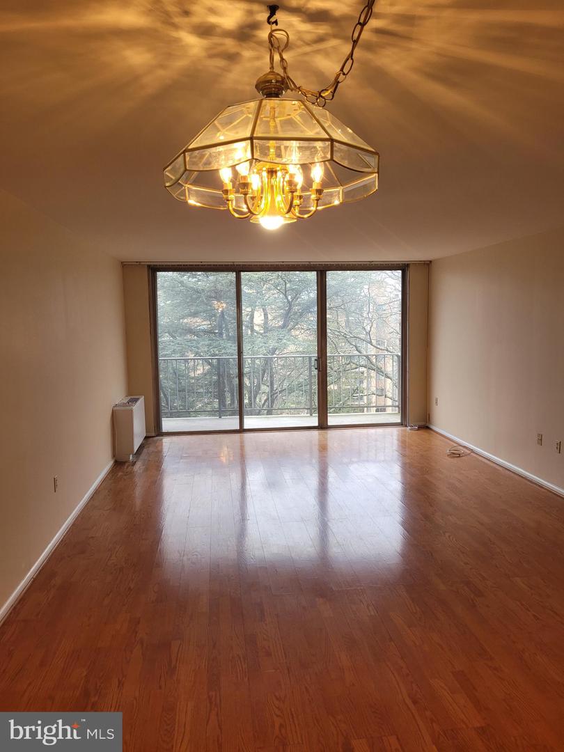 309 Florence Ave #417-n Property Photo 17