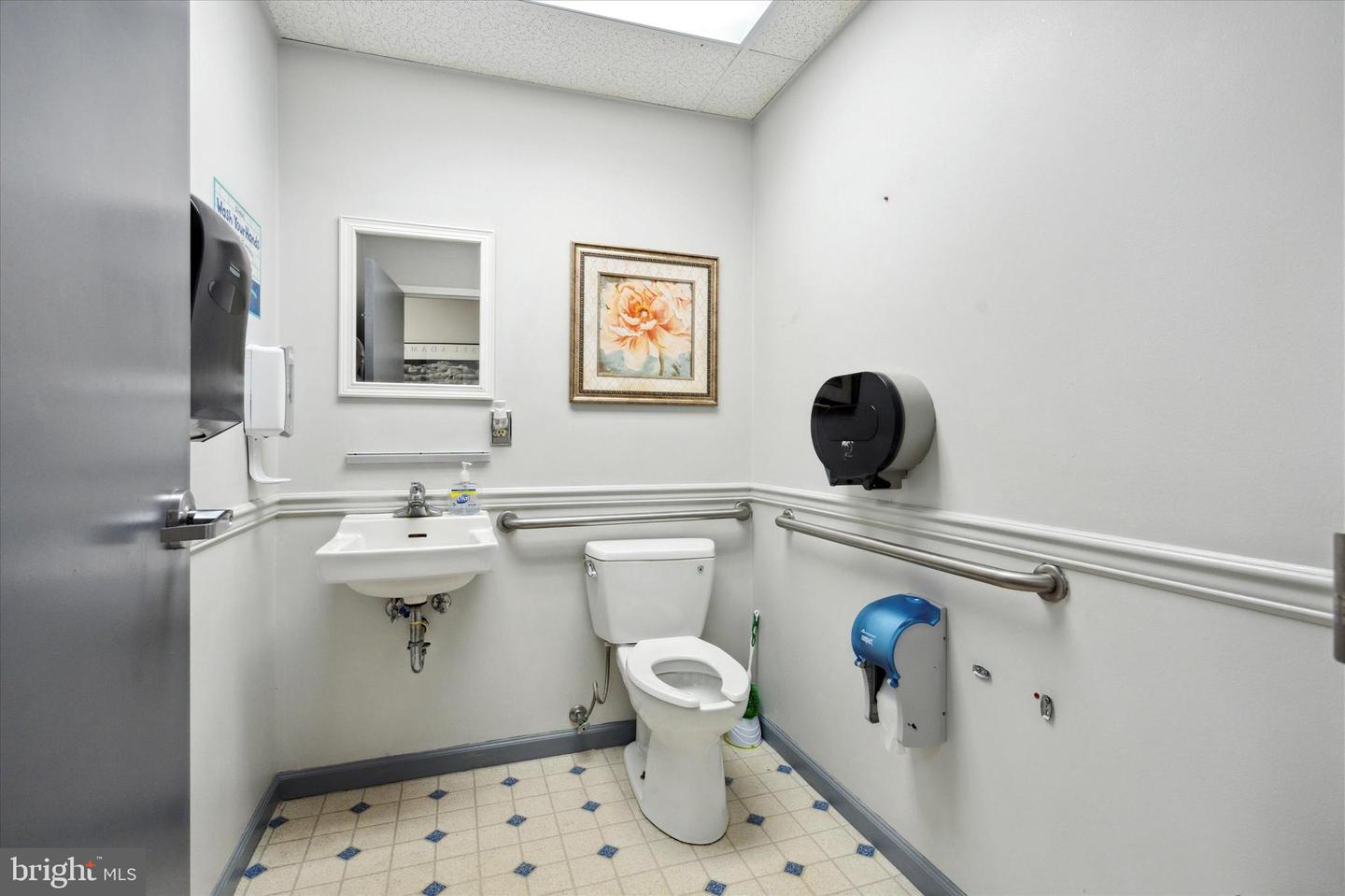 555 2nd Ave #d-5 Property Photo 10