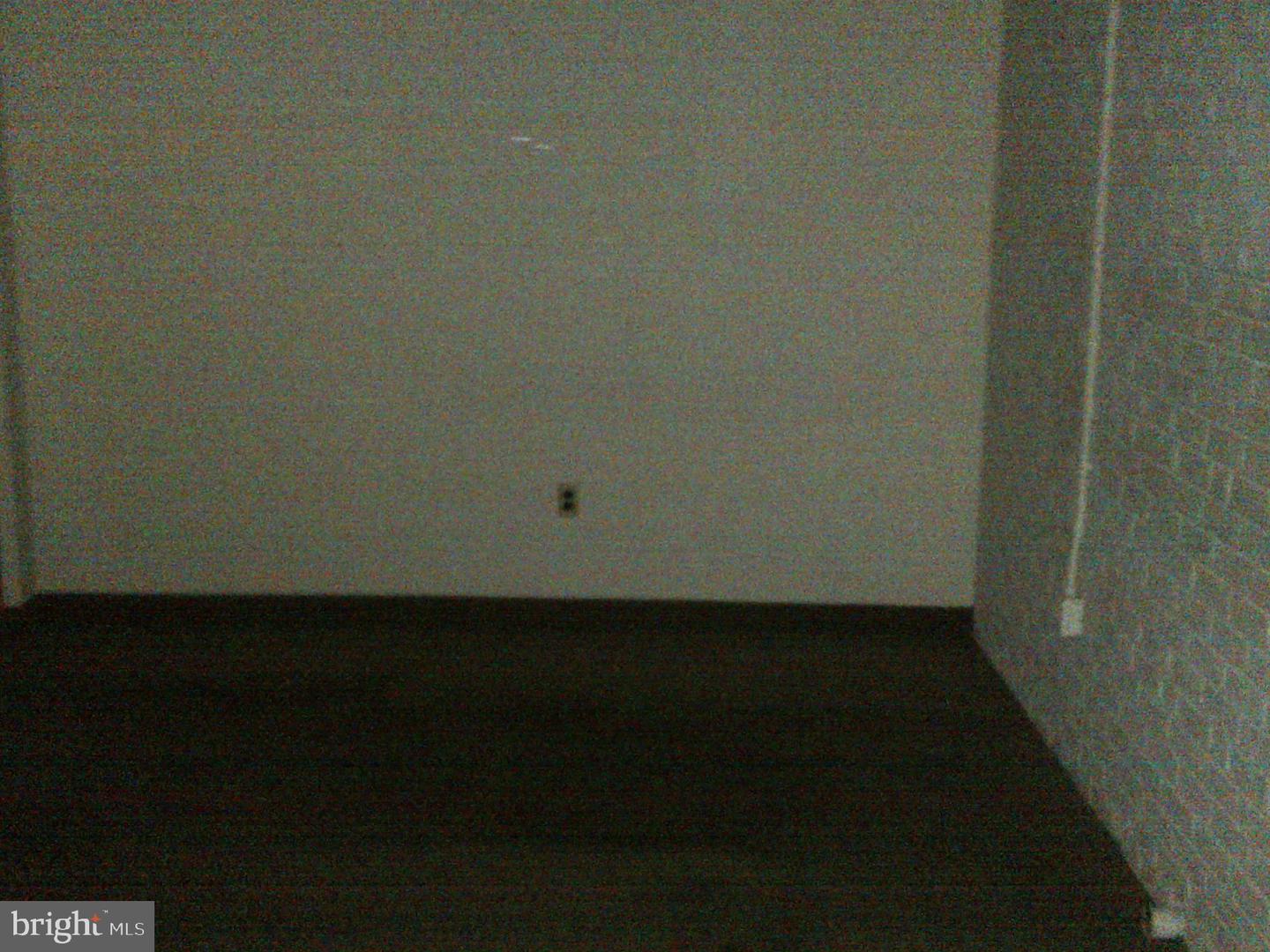 1916 W Marshall St Property Photo 13