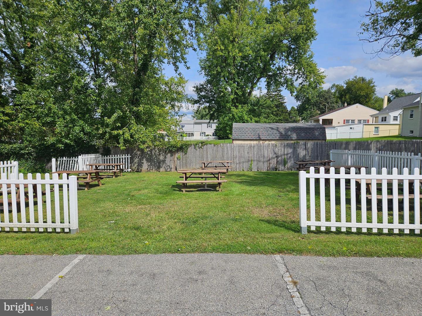 449 W Ridge Pike Property Photo 9