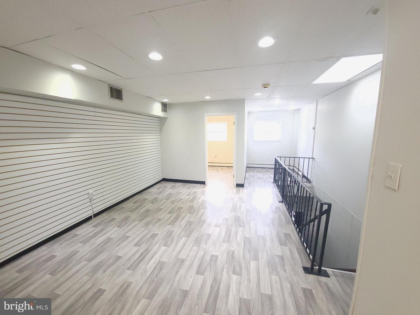 304 W Levering Mill Rd #2 Property Photo 3
