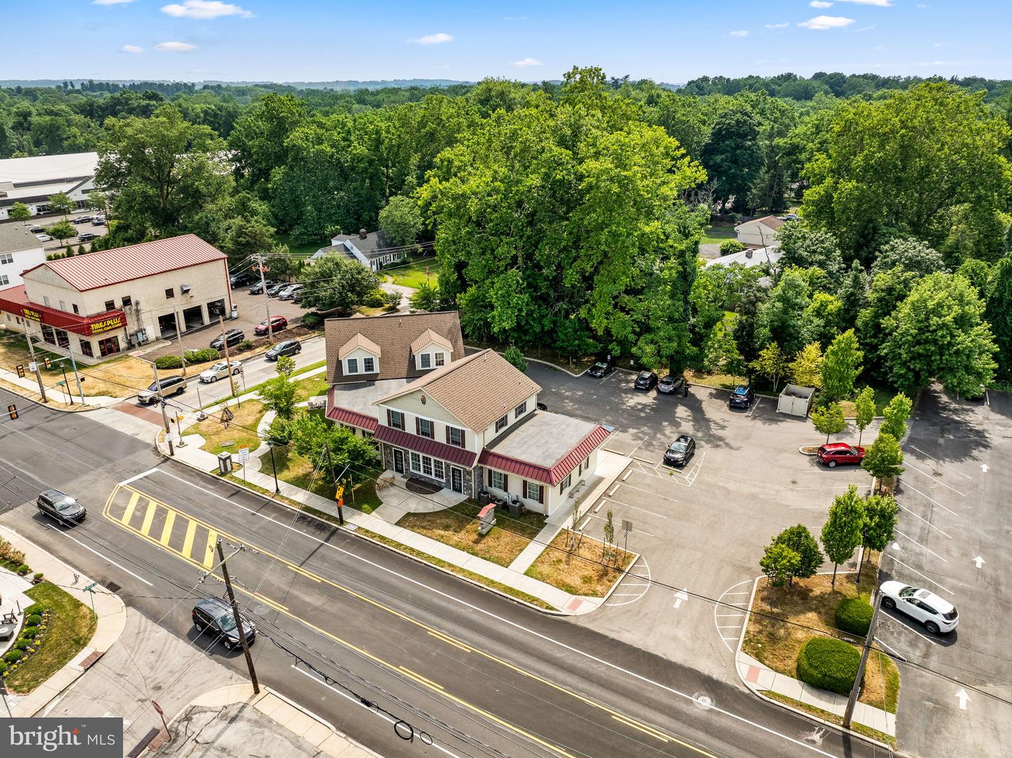 725 & 735 Bethlehem Pike Property Photo 2
