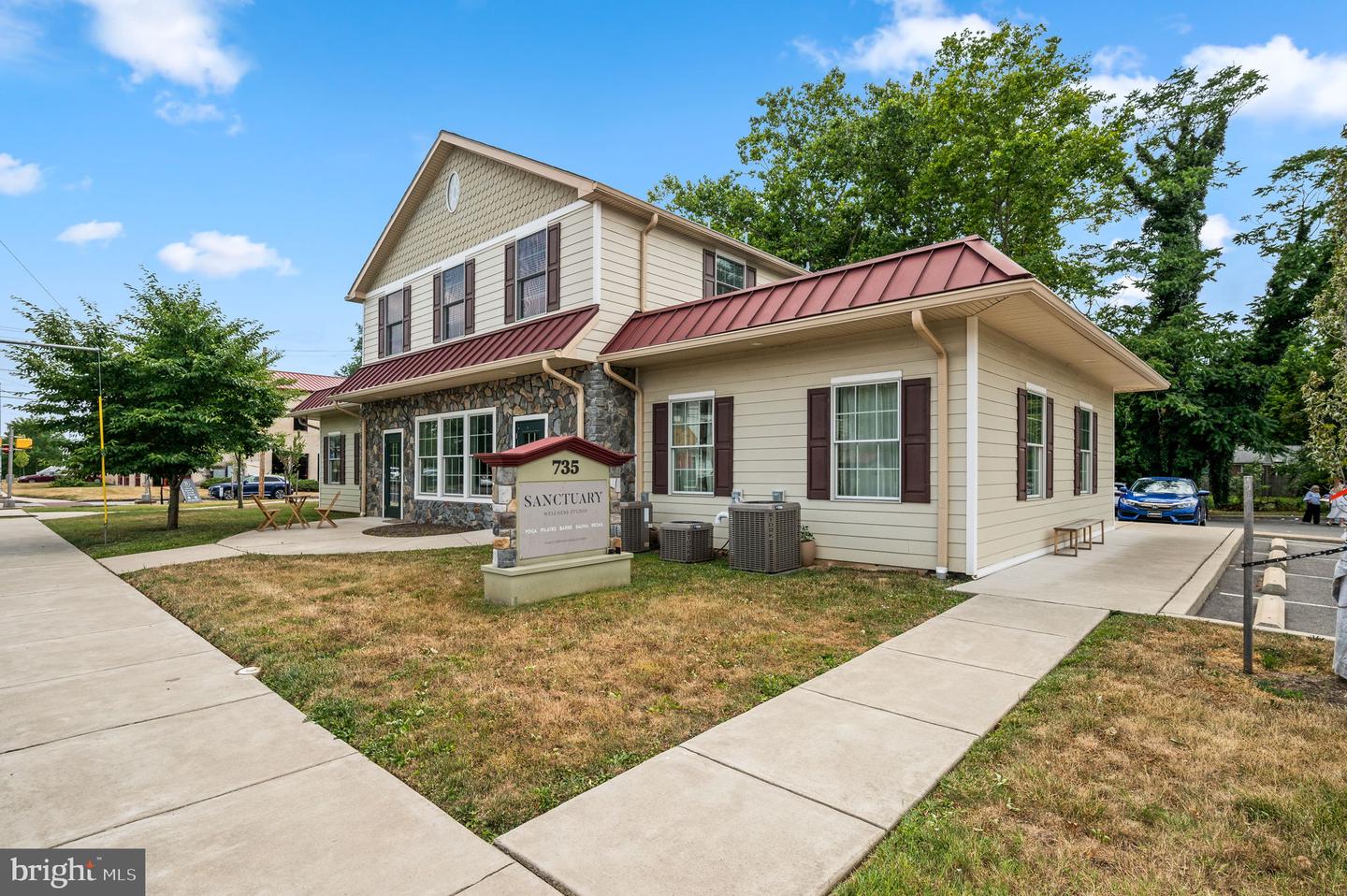 725 & 735 Bethlehem Pike Property Photo 4