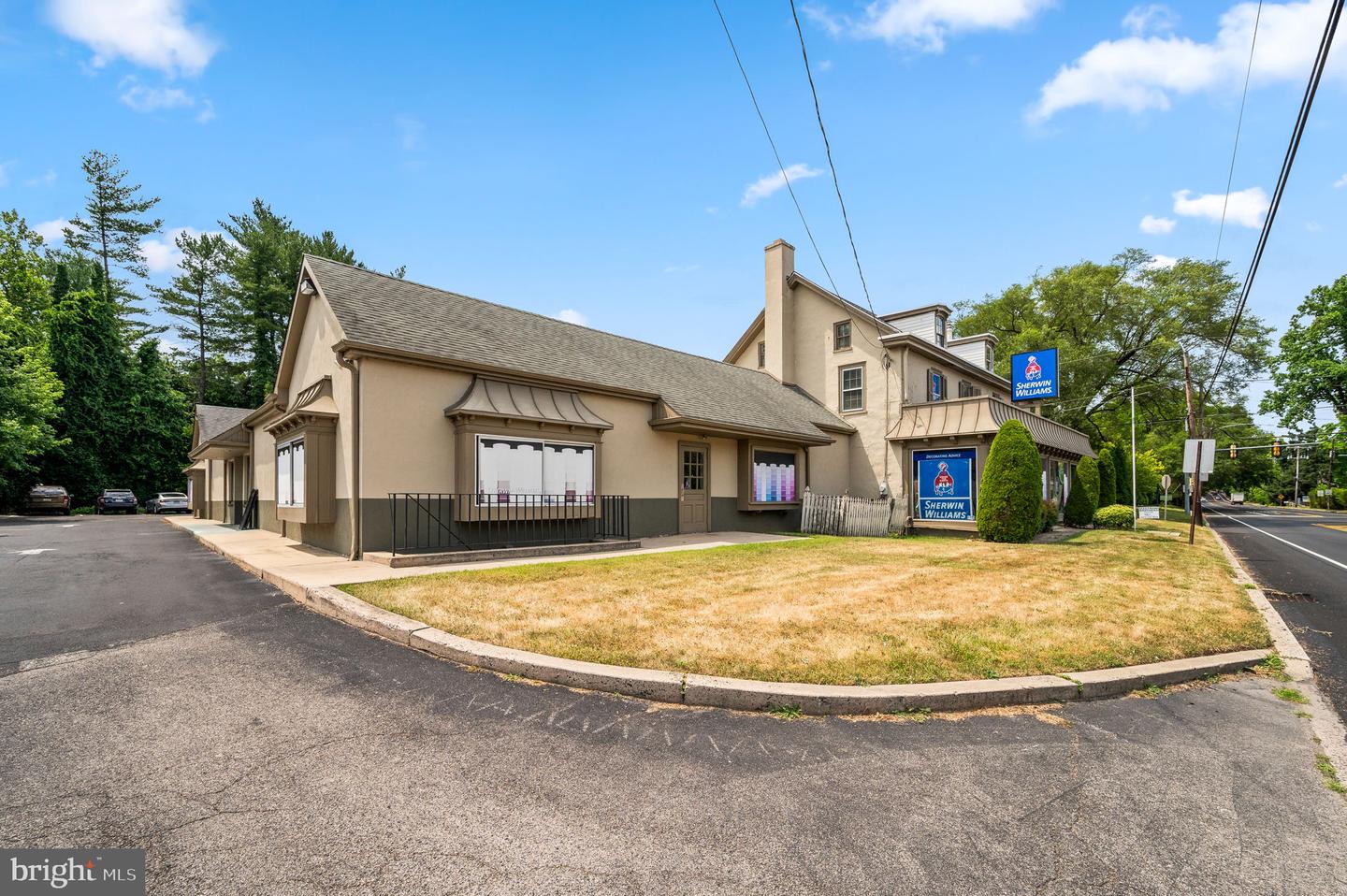 725 & 735 Bethlehem Pike Property Photo 7