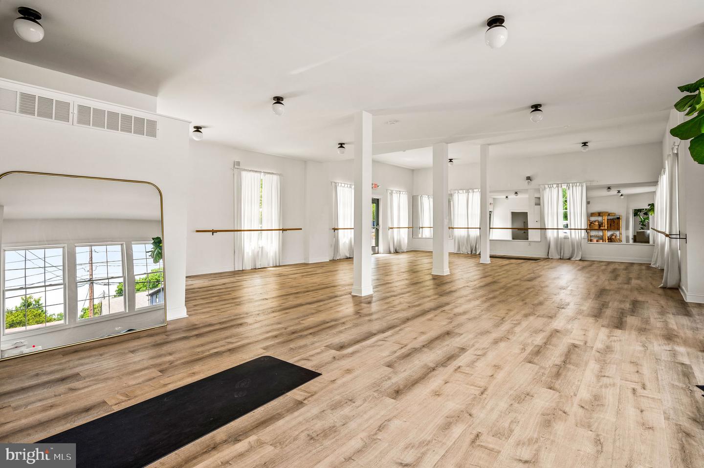 725 & 735 Bethlehem Pike Property Photo 14