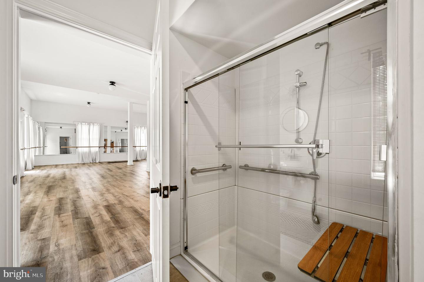 725 & 735 Bethlehem Pike Property Photo 15