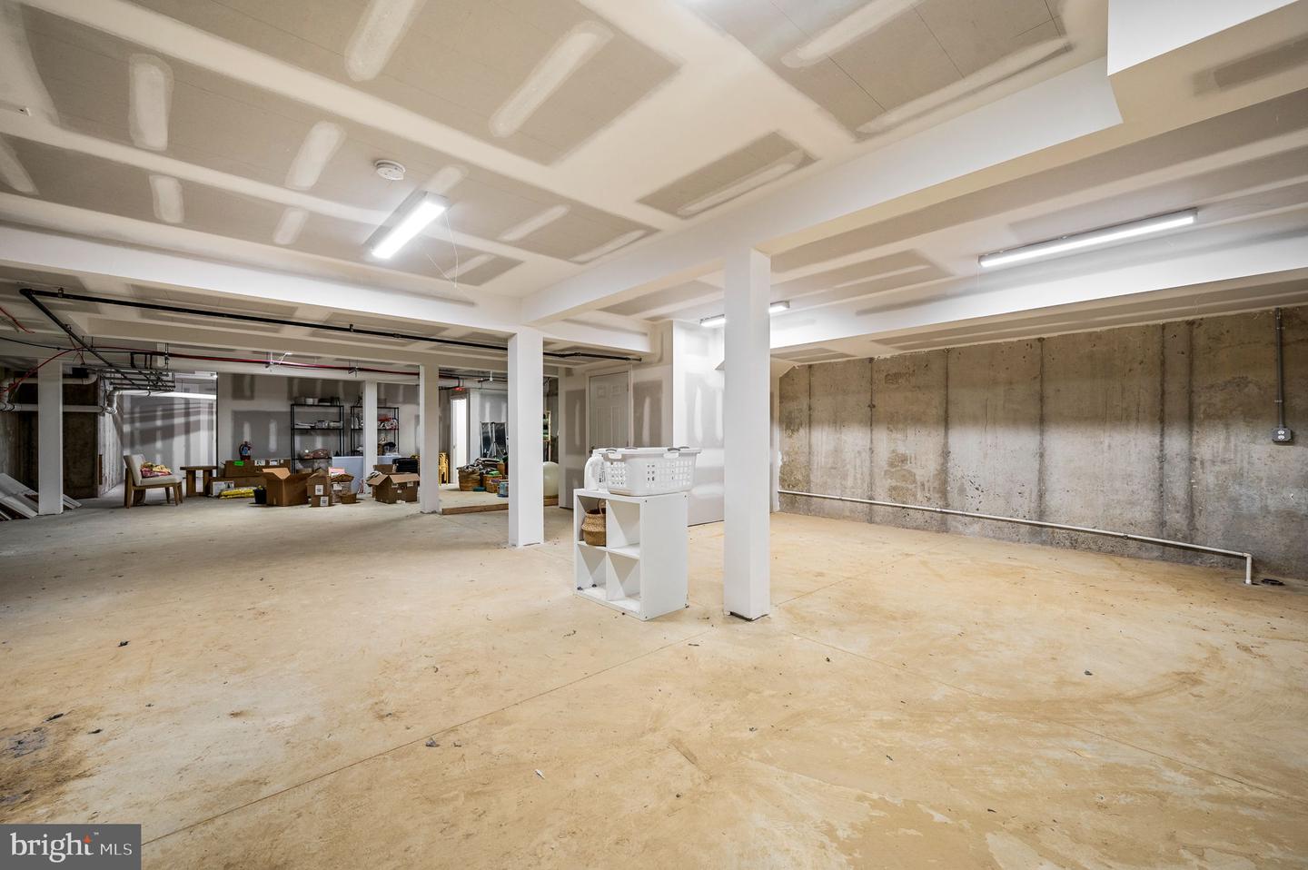 725 & 735 Bethlehem Pike Property Photo 17