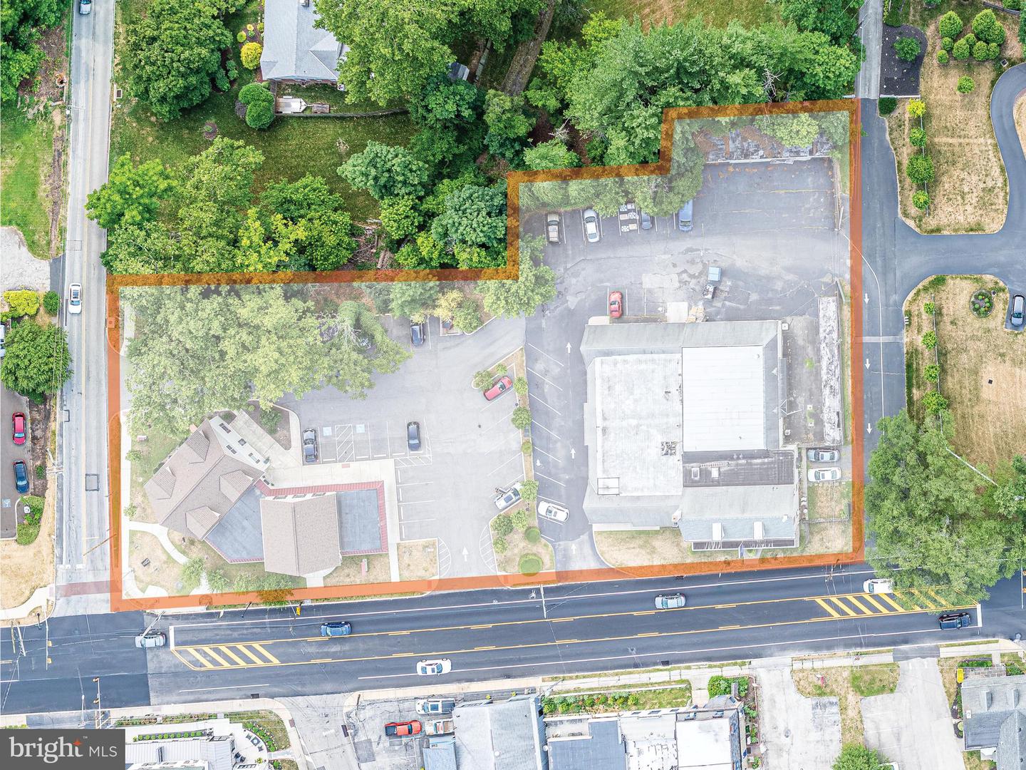 725 & 735 Bethlehem Pike Property Photo 26