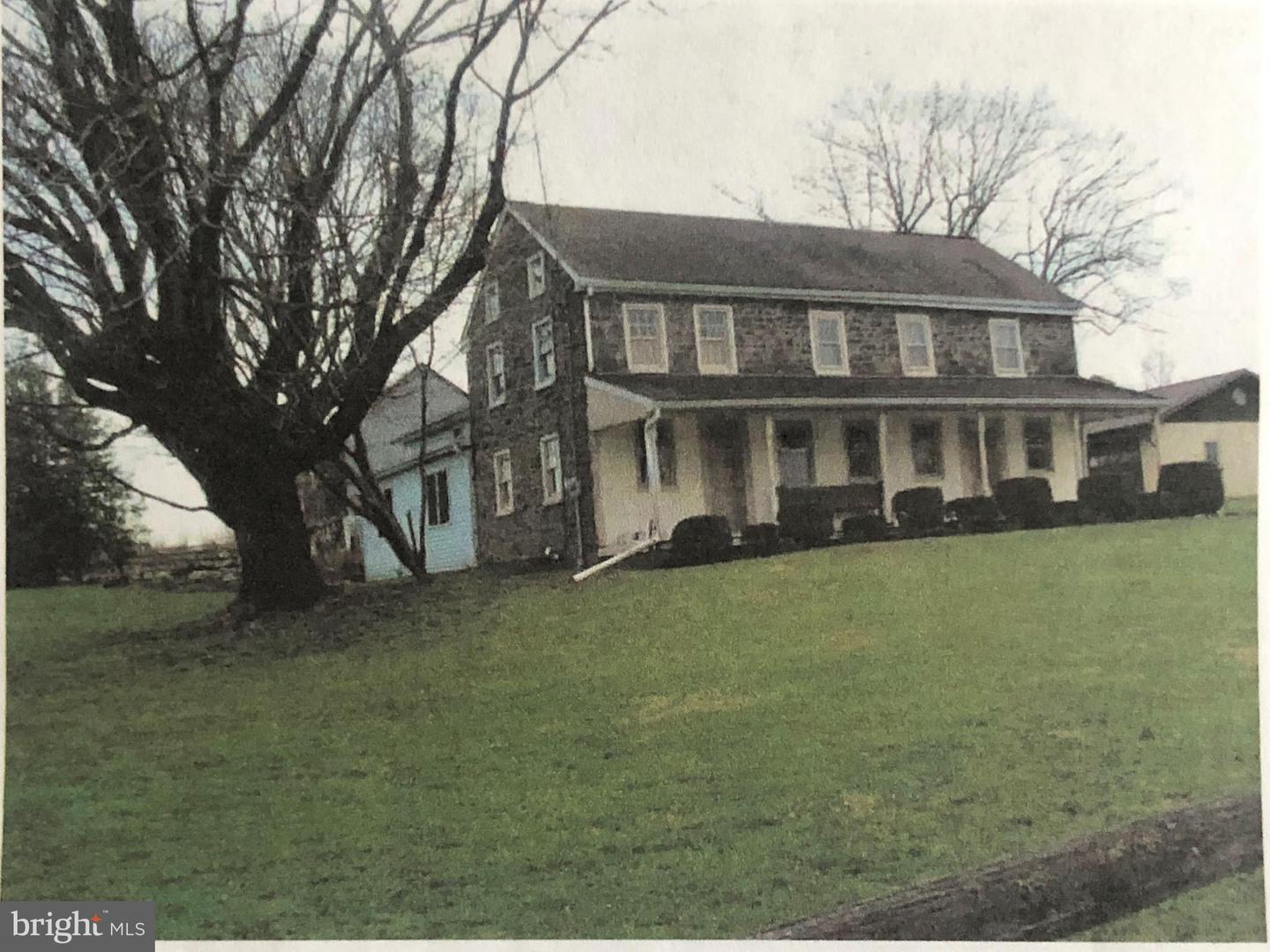 1171 Old Sumneytown Pike Property Photo 2