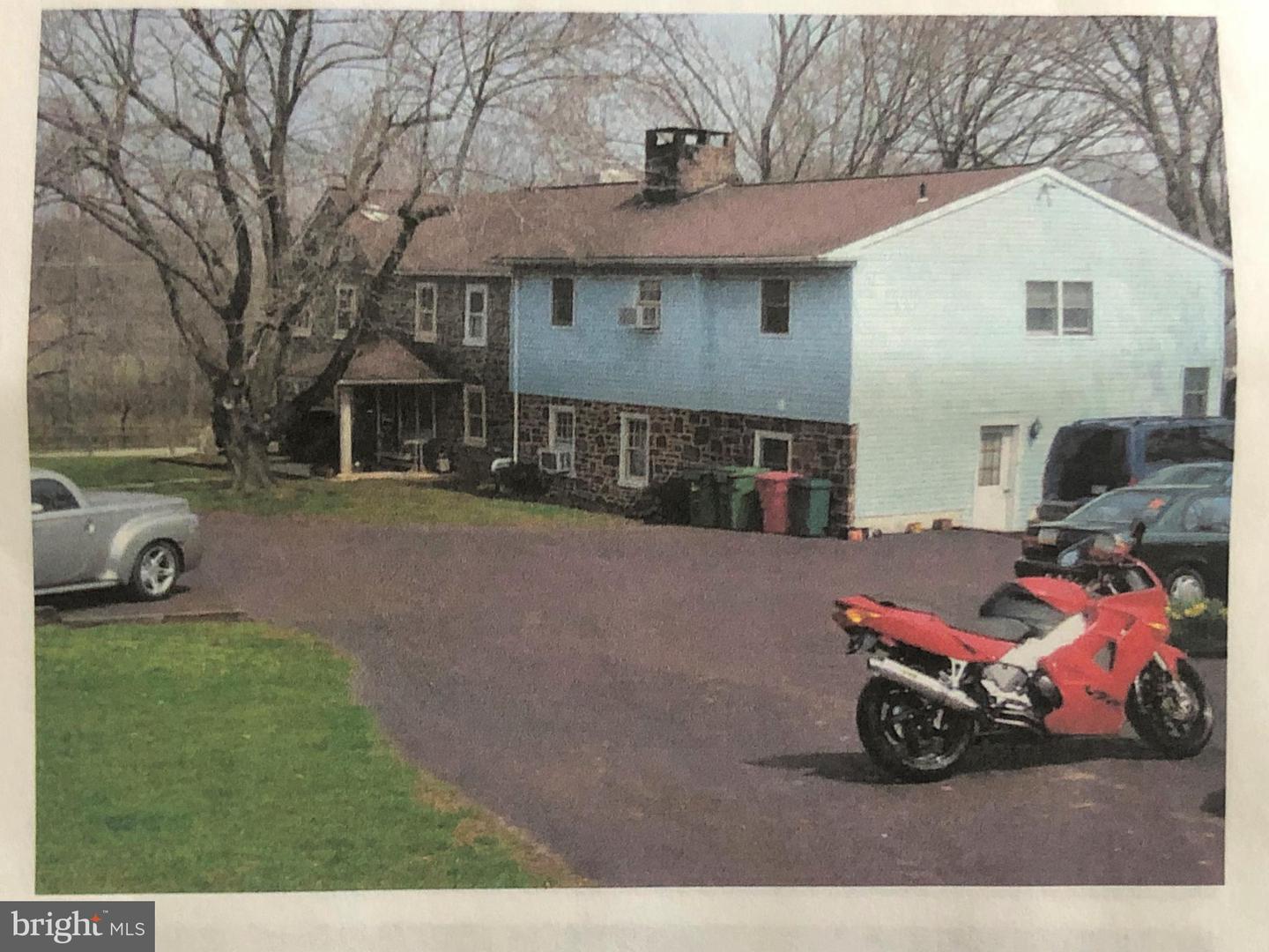 1171 Old Sumneytown Pike Property Photo 3