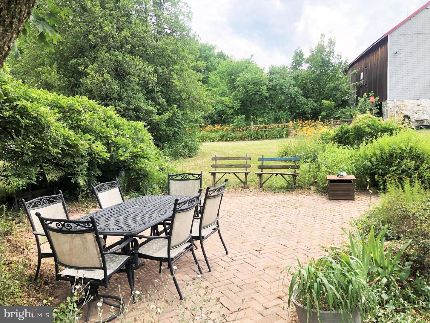 1171 Old Sumneytown Pike Property Photo 4