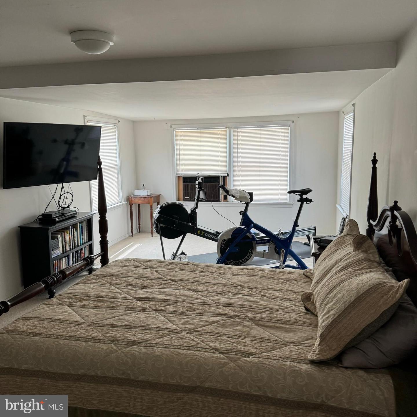 2808 And 2816 Limekiln Pike Property Photo 8