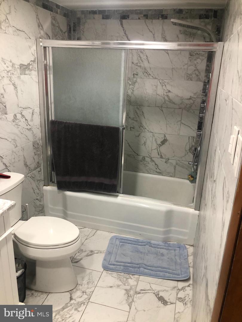 30 2nd Street Property Photo 15