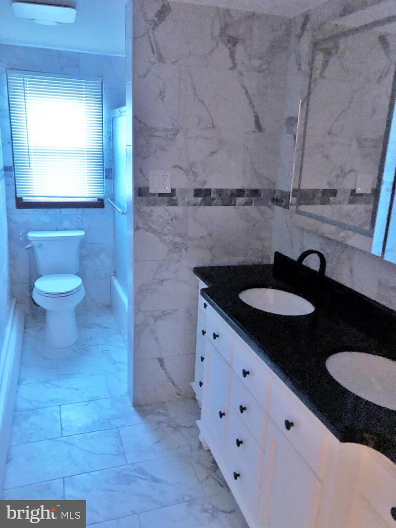30 2nd Street Property Photo 16