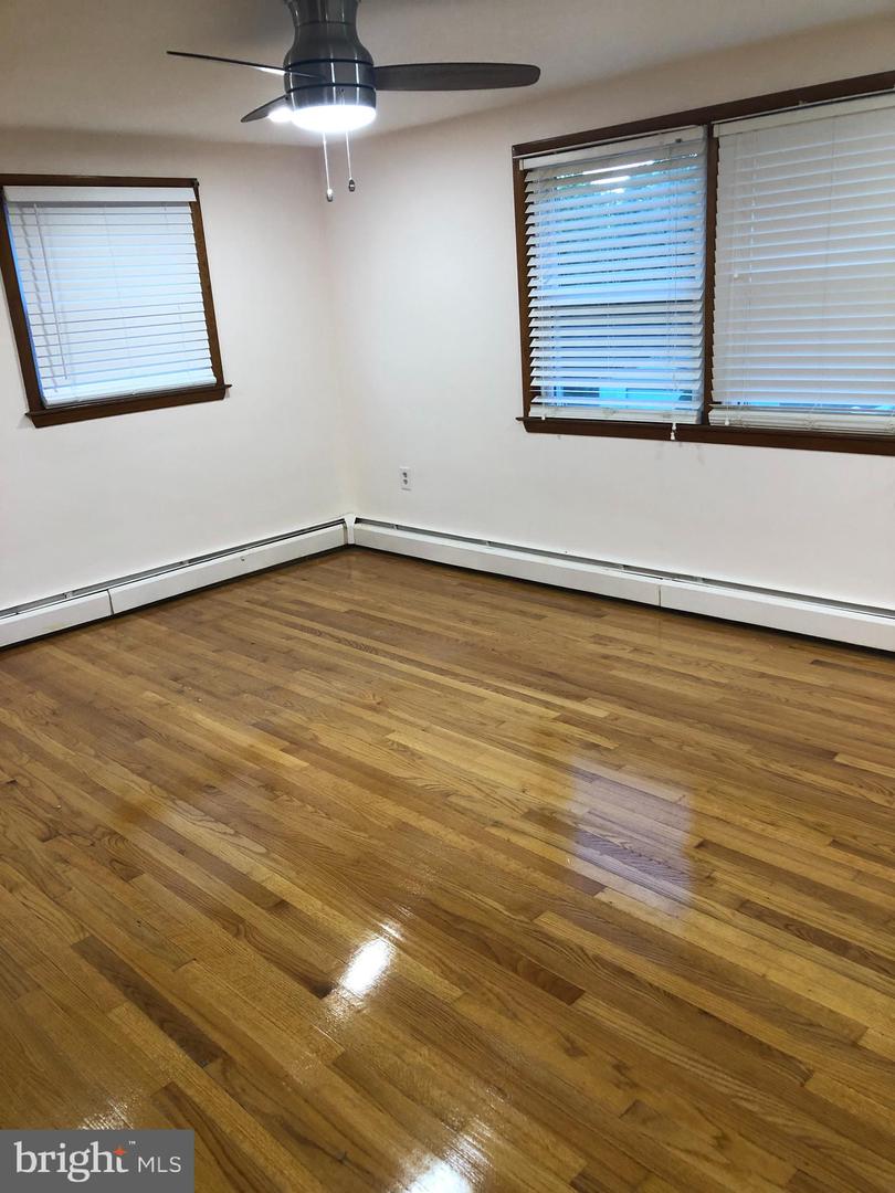 30 2nd Street Property Photo 18