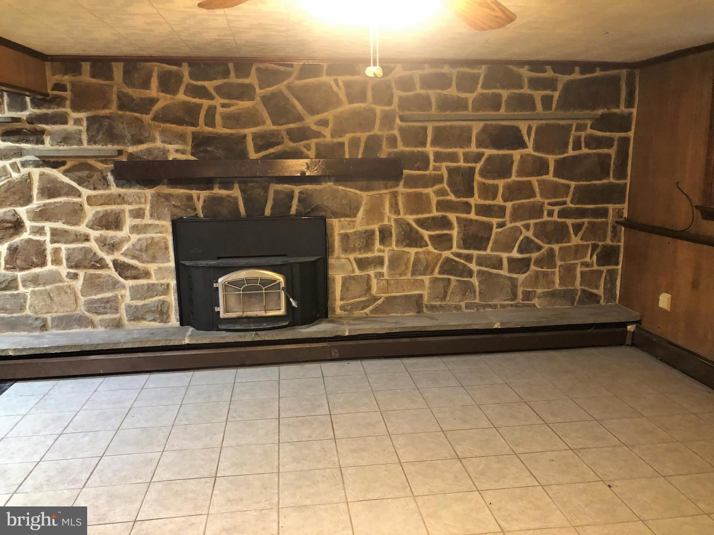 30 2nd Street Property Photo 23