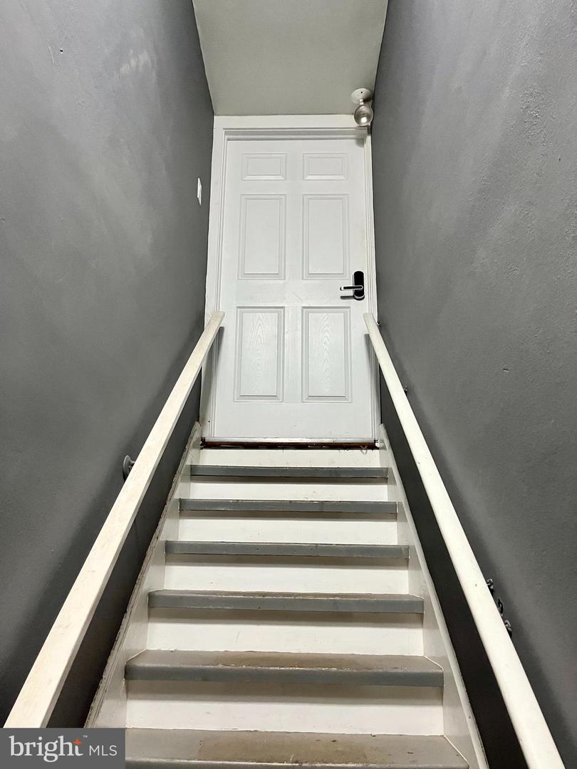 21 N Hanover St #suite B Property Photo 8