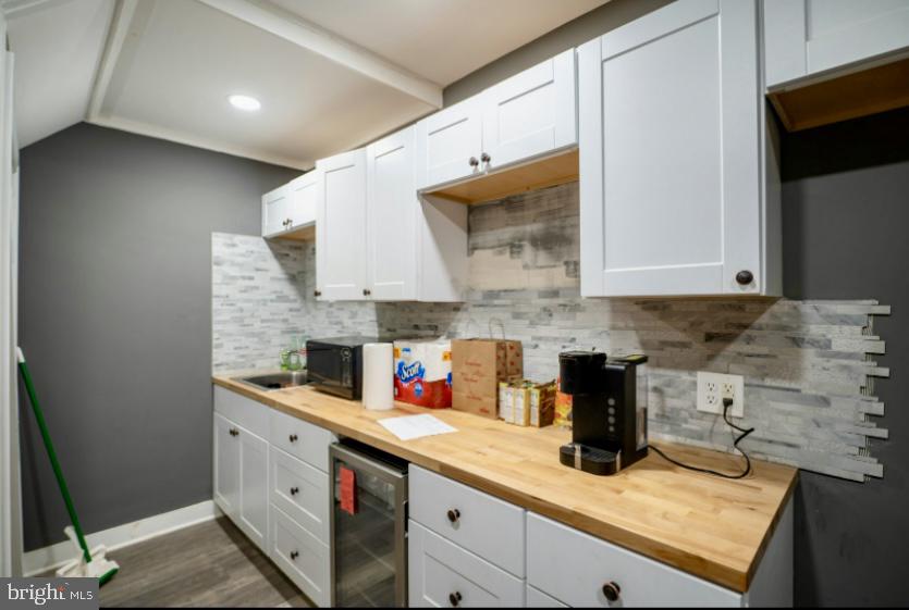 21 N Hanover St #suite B Property Photo 16