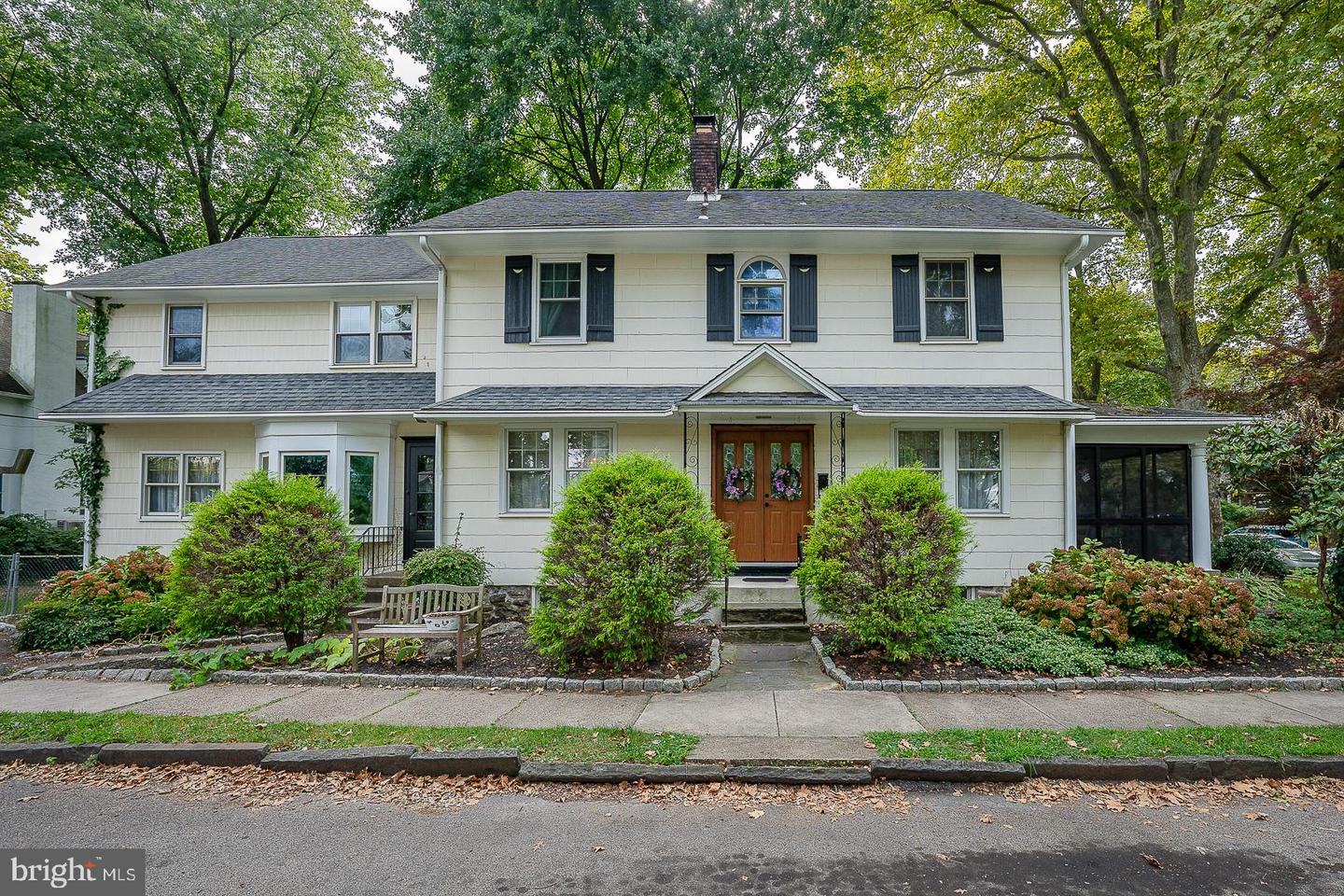 114 Avon Rd Property Photo 1