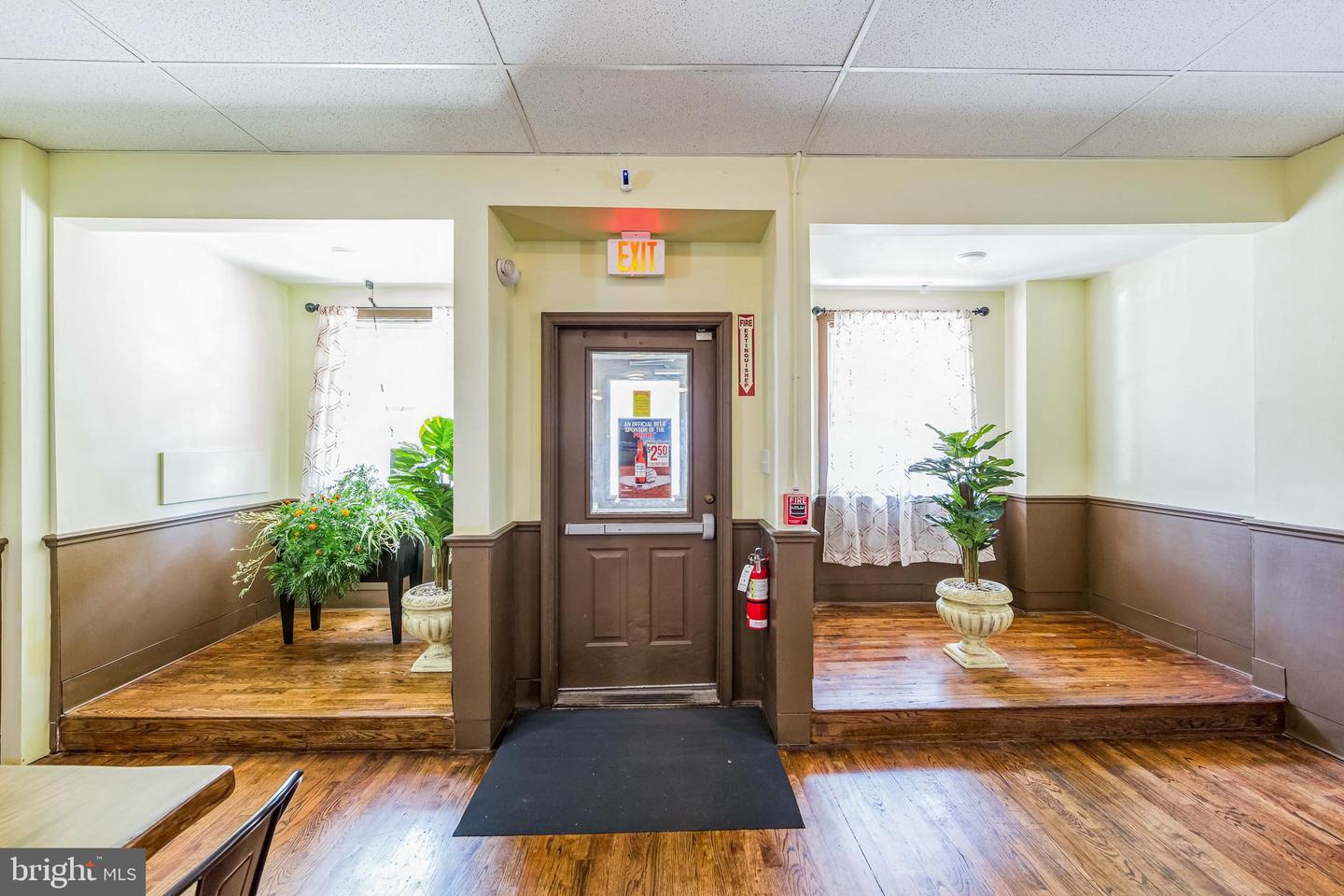 209 Property Photo 6
