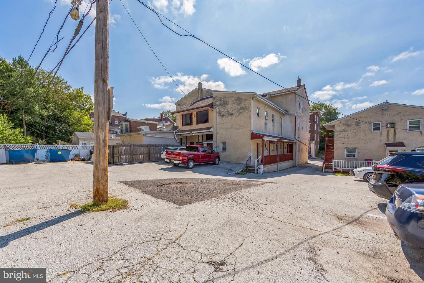 209 Property Photo 22